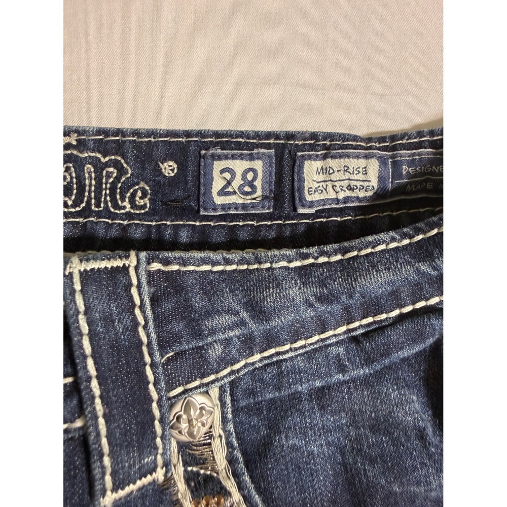 Miss Me Mid Rise Easy Cropped Jeans Dark Wash Rhinestone Embellished Size 28 - Picture 4 of 10